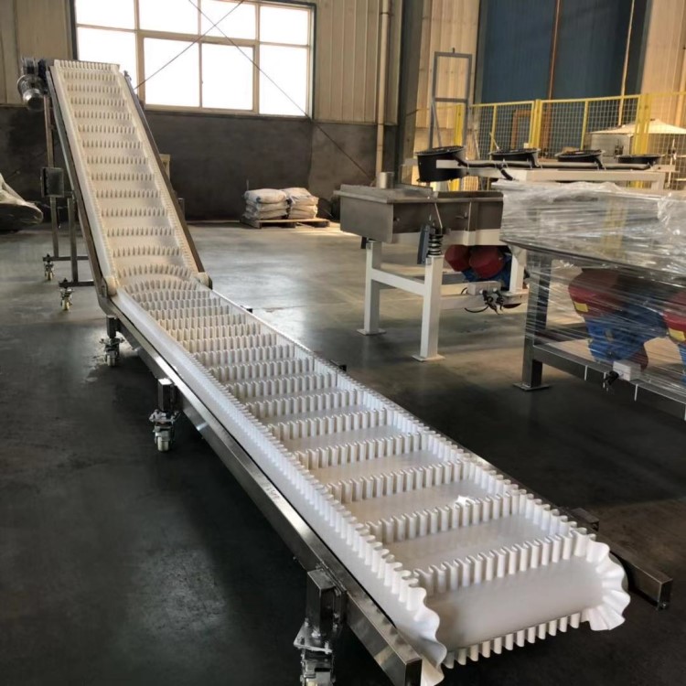 南昌Z型裙邊皮帶輸送機(jī)